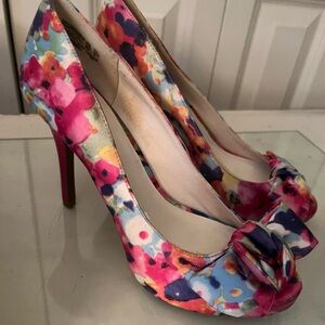 Pretty floral heels
